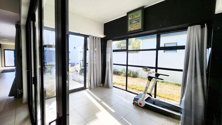 To Let 3 Bedroom Property for Rent in Sitari Country Estate Western Cape